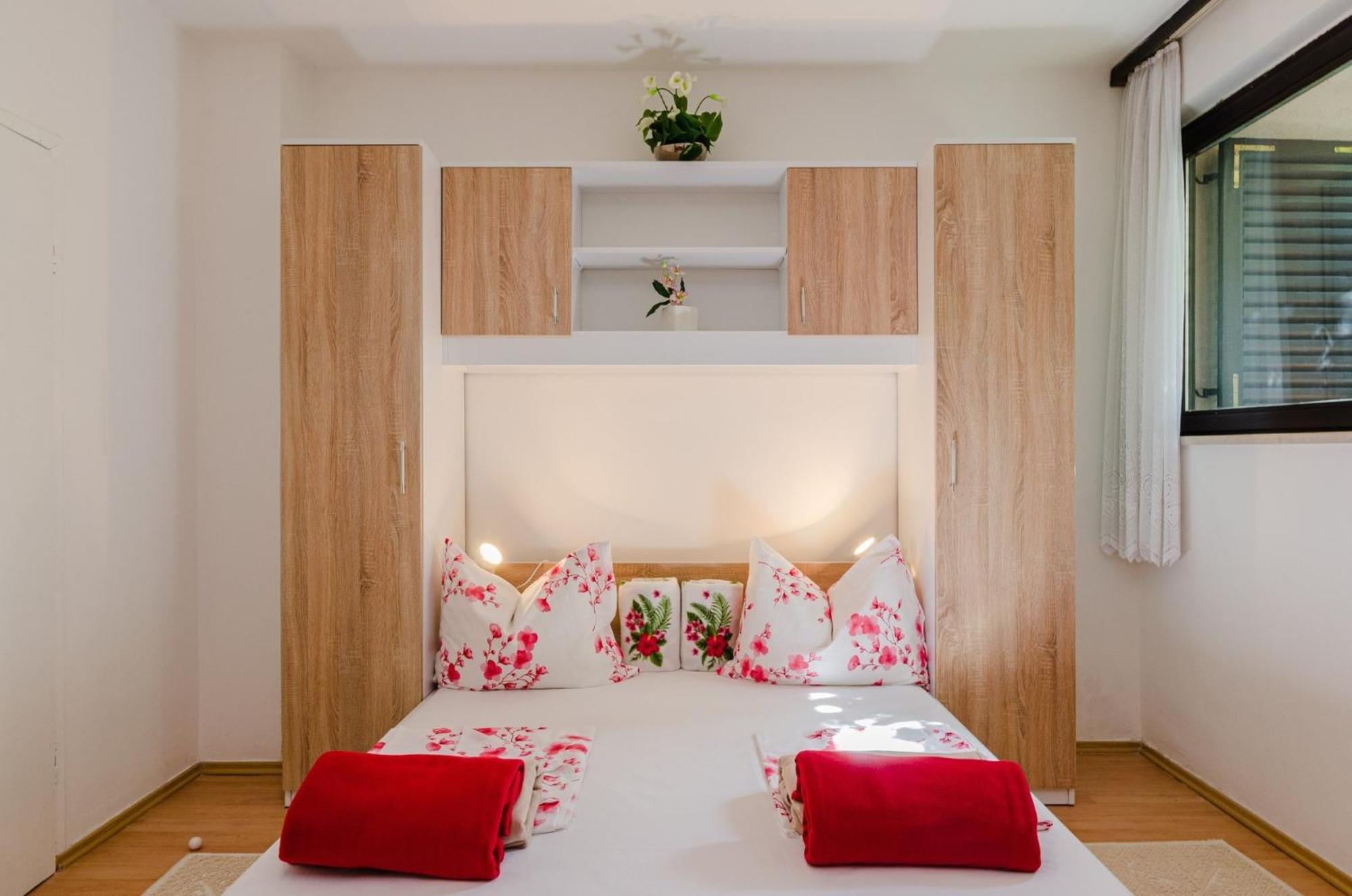 Julia Selce 4,5 Apartment Bagian luar foto
